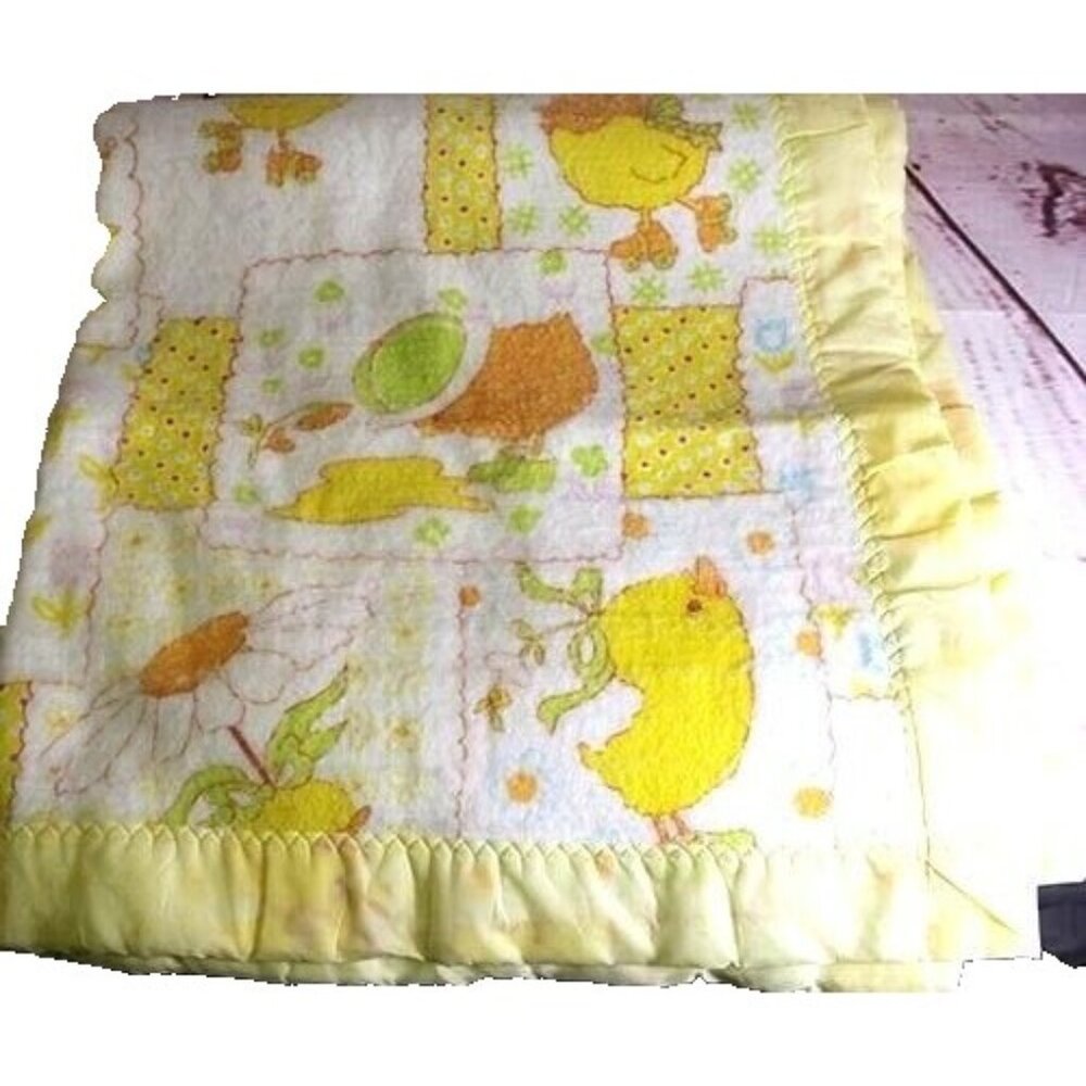 Vintage Yellow Baby Blanket Satan Edged Never Used40" by 45" Chick Bunny Print
